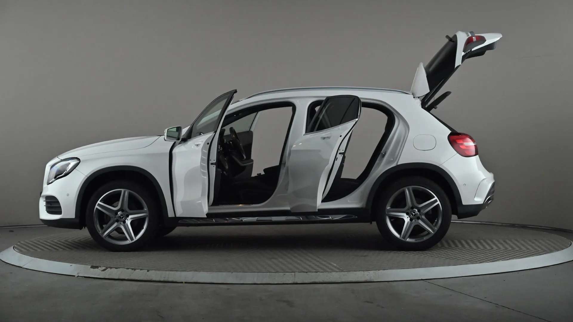 2019 MERCEDES-BENZ GLA 2019 MERCEDES-BENZ GLA