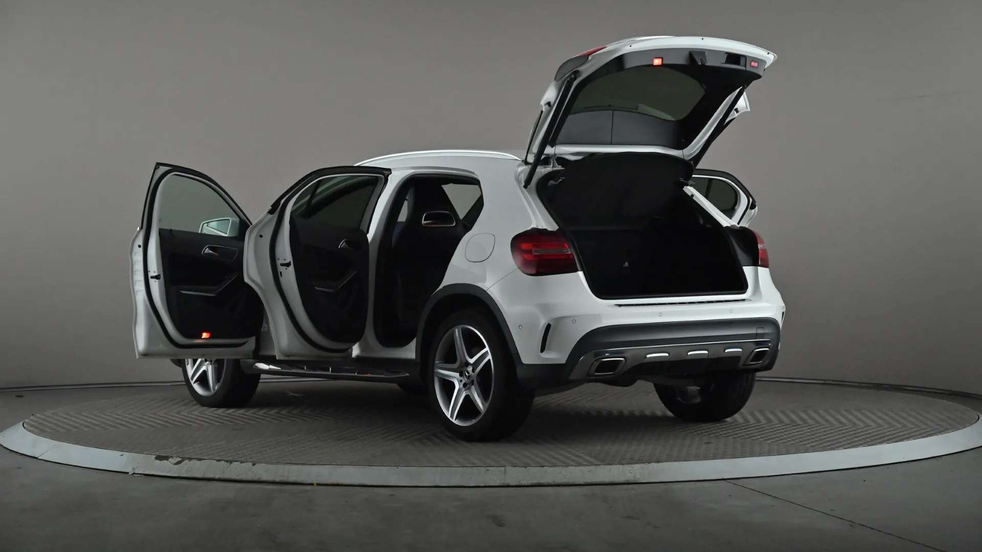 2019 MERCEDES-BENZ GLA 2019 MERCEDES-BENZ GLA