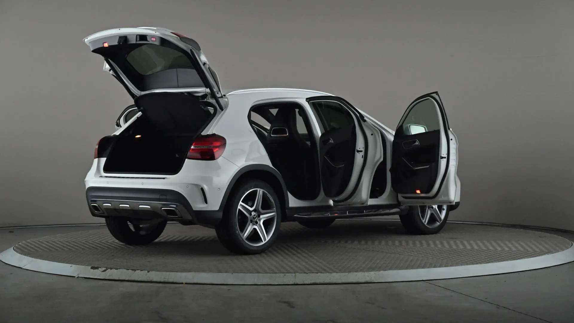 2019 MERCEDES-BENZ GLA 2019 MERCEDES-BENZ GLA