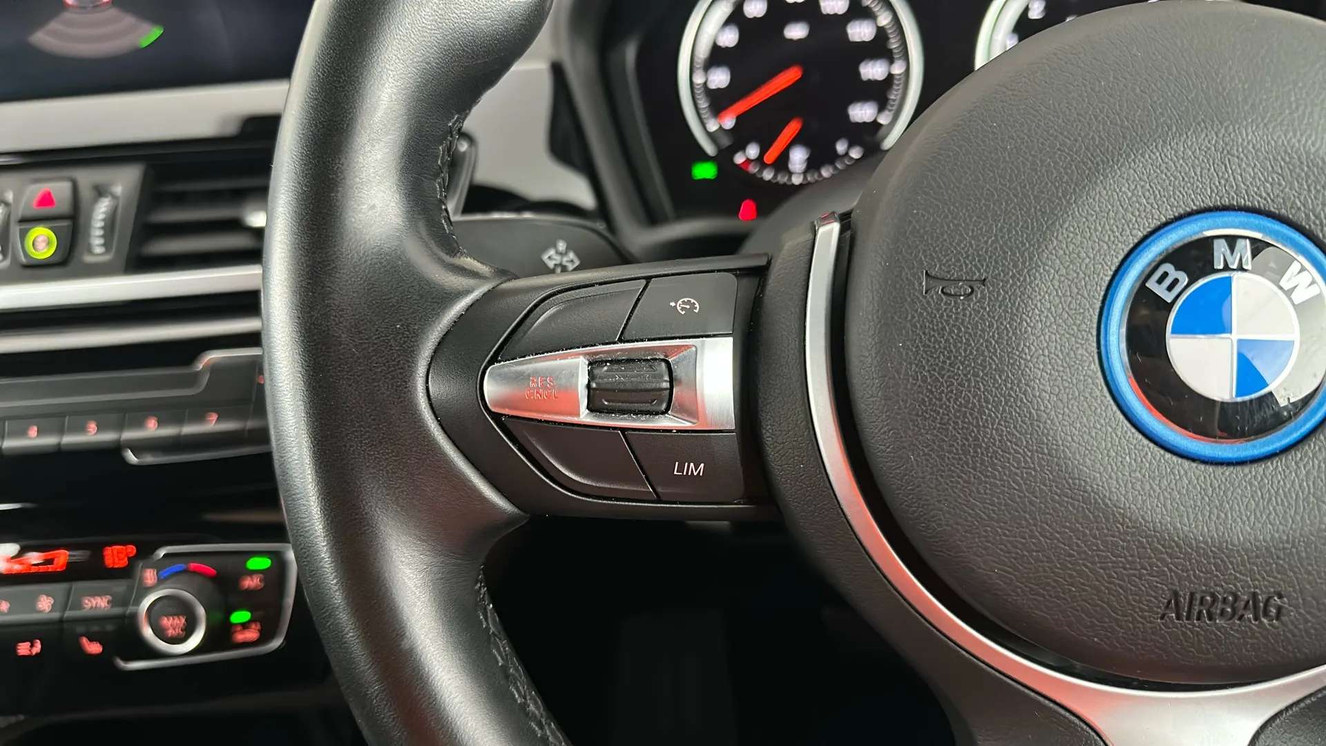 2023 BMW X2 2023 BMW X2