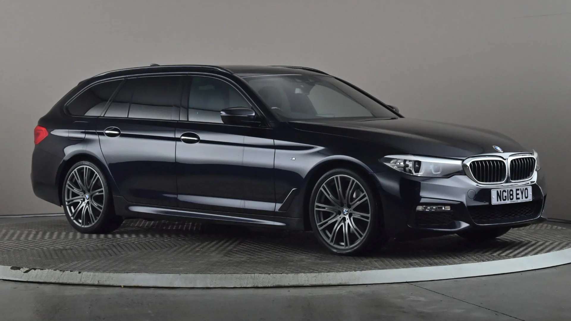 Check out this BMW 5 Series Touring 2018 Diesel Automatic