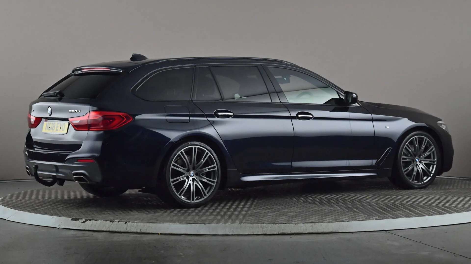 2018 BMW 5 SERIES TOURING 2018 BMW 5 SERIES TOURING