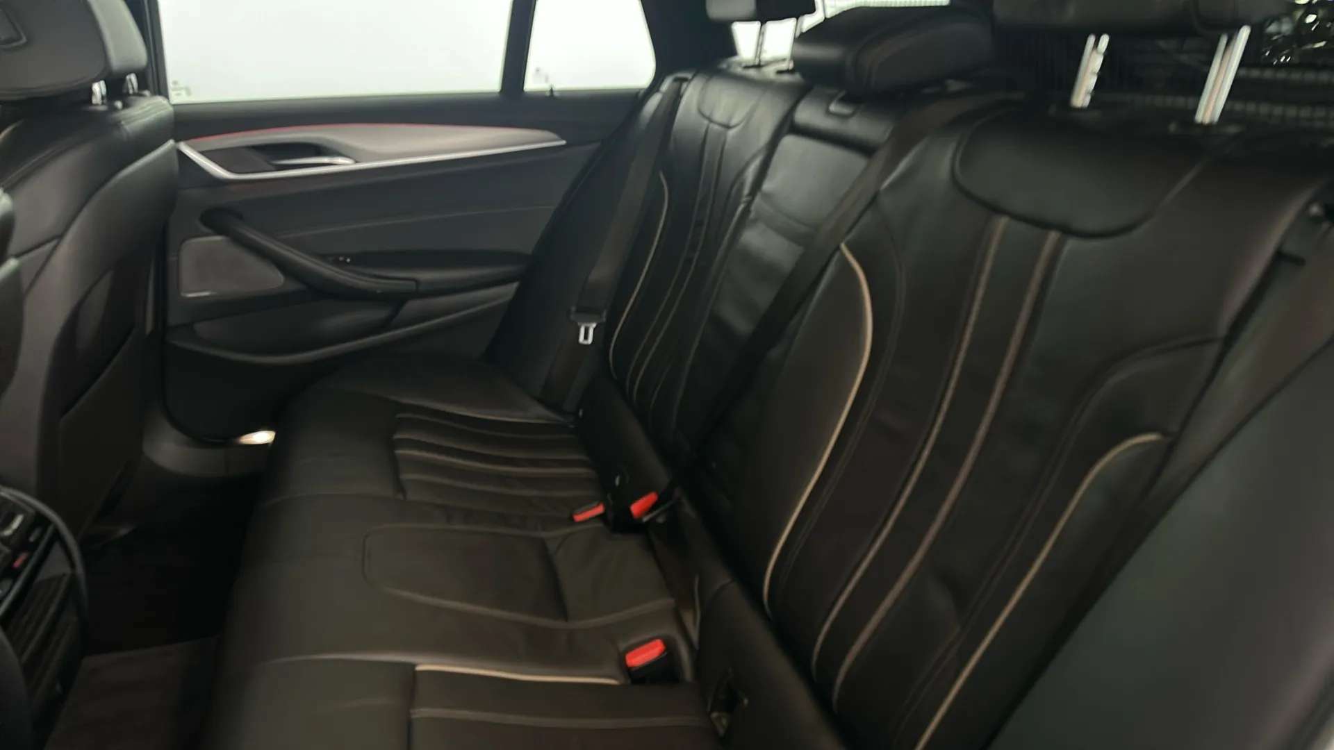 2018 BMW 5 SERIES TOURING 2018 BMW 5 SERIES TOURING