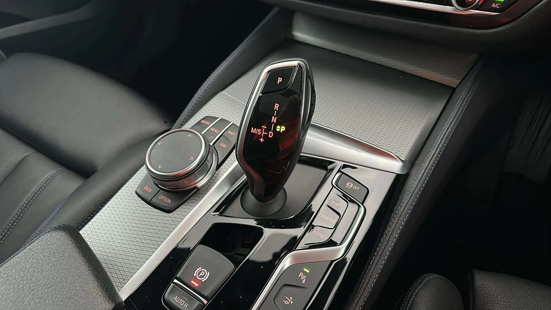 2020 BMW 6 SERIES GT 2020 BMW 6 SERIES GT
