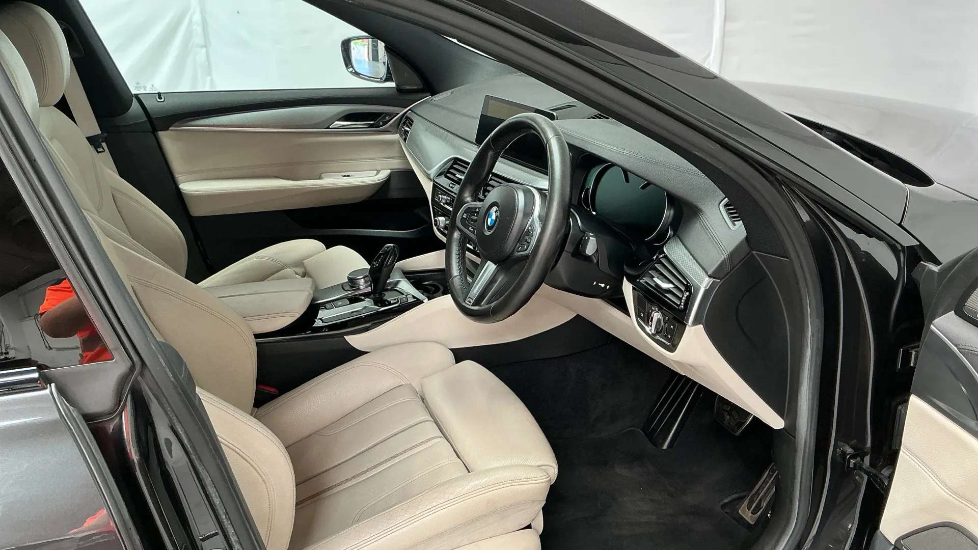 2018 BMW 6 SERIES GT 2018 BMW 6 SERIES GT