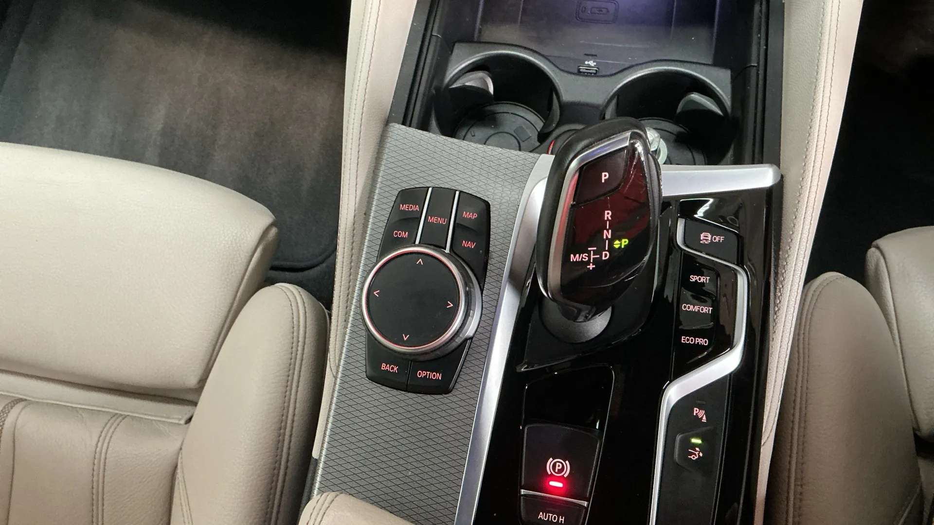 2018 BMW 6 SERIES GT 2018 BMW 6 SERIES GT