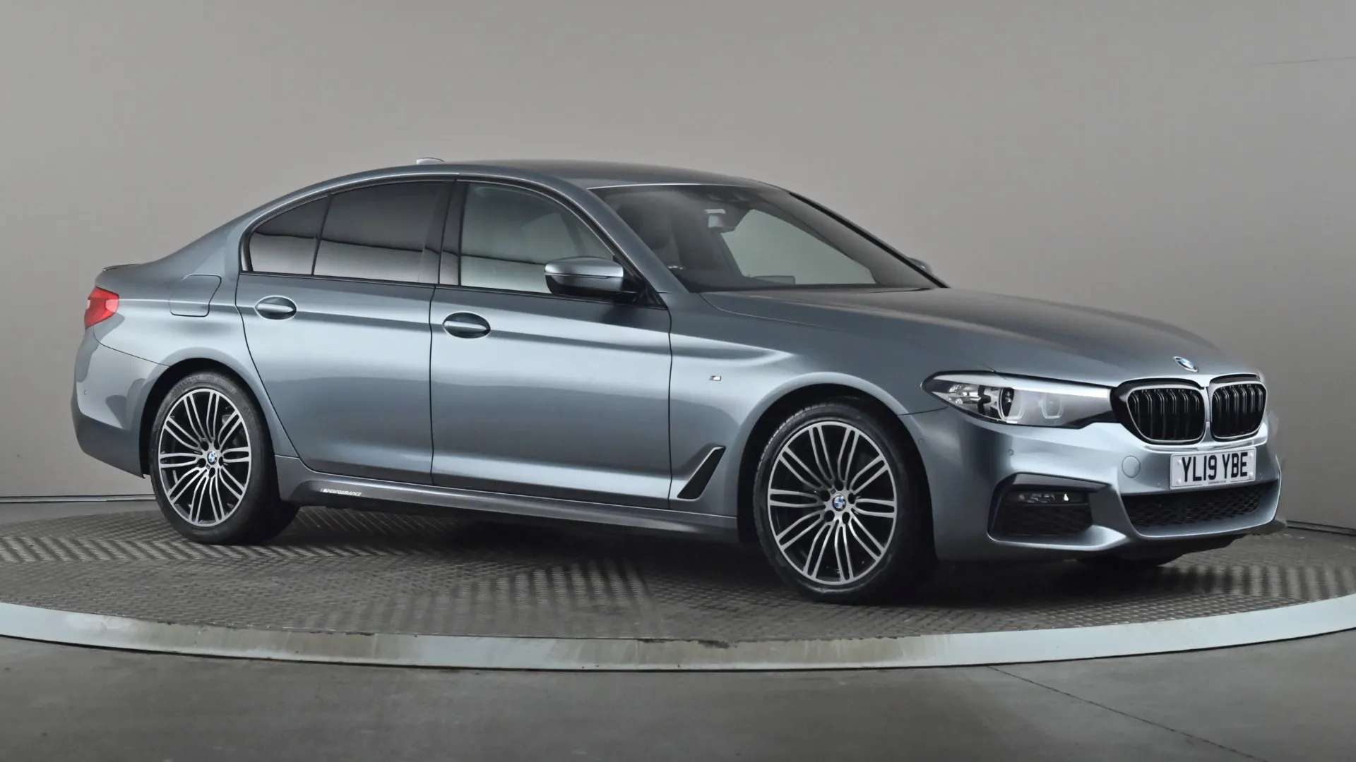 2019 BMW 5 SERIES 2019 BMW 5 SERIES