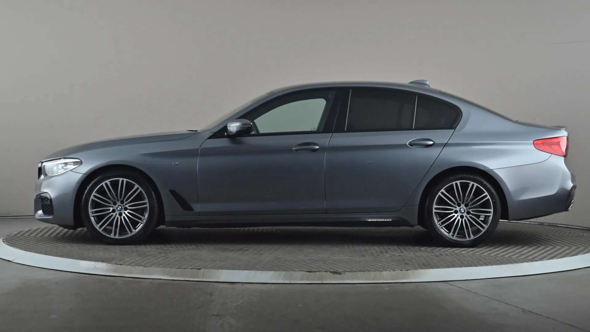 2019 BMW 5 SERIES 2019 BMW 5 SERIES