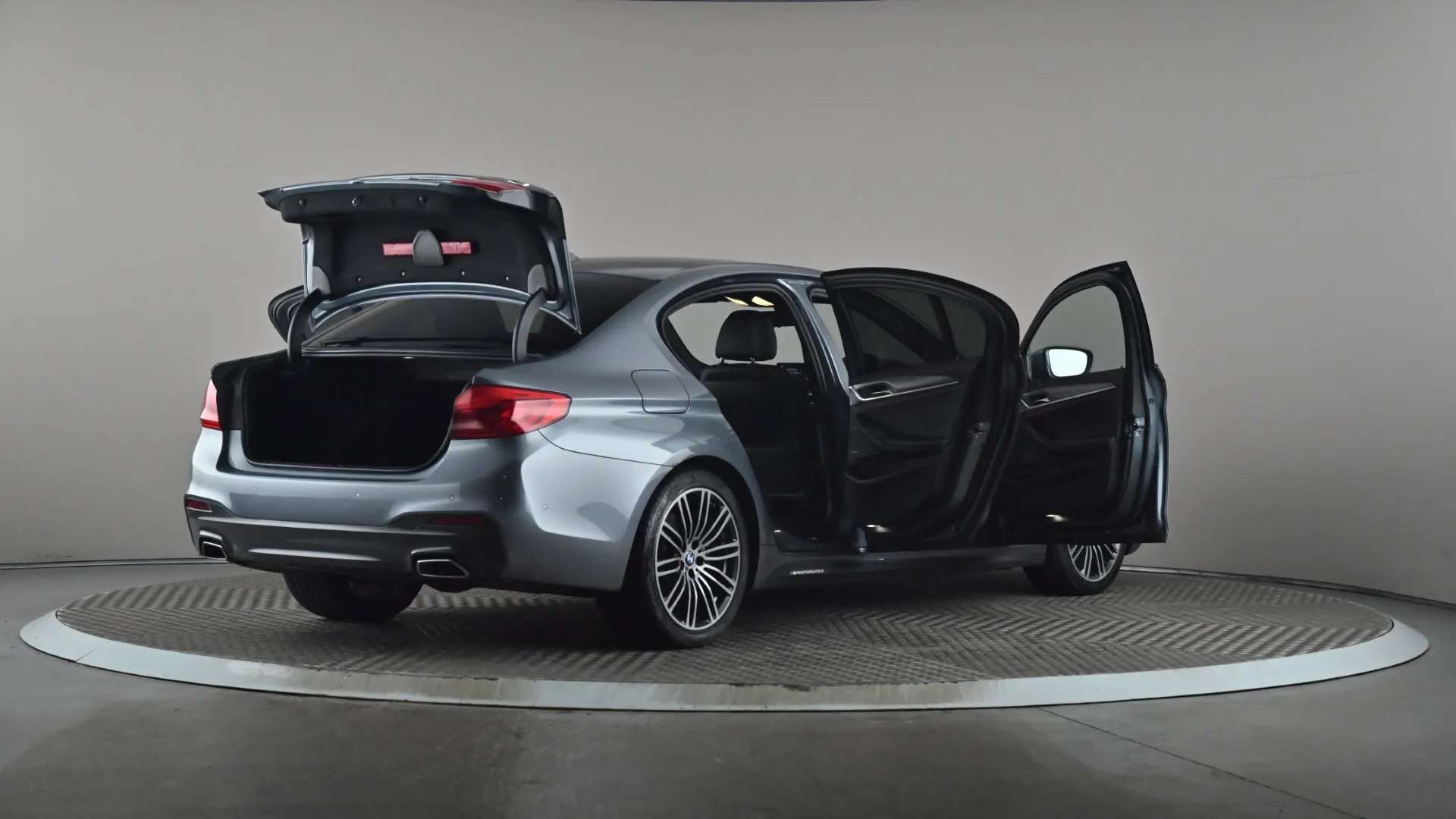 2019 BMW 5 SERIES 2019 BMW 5 SERIES