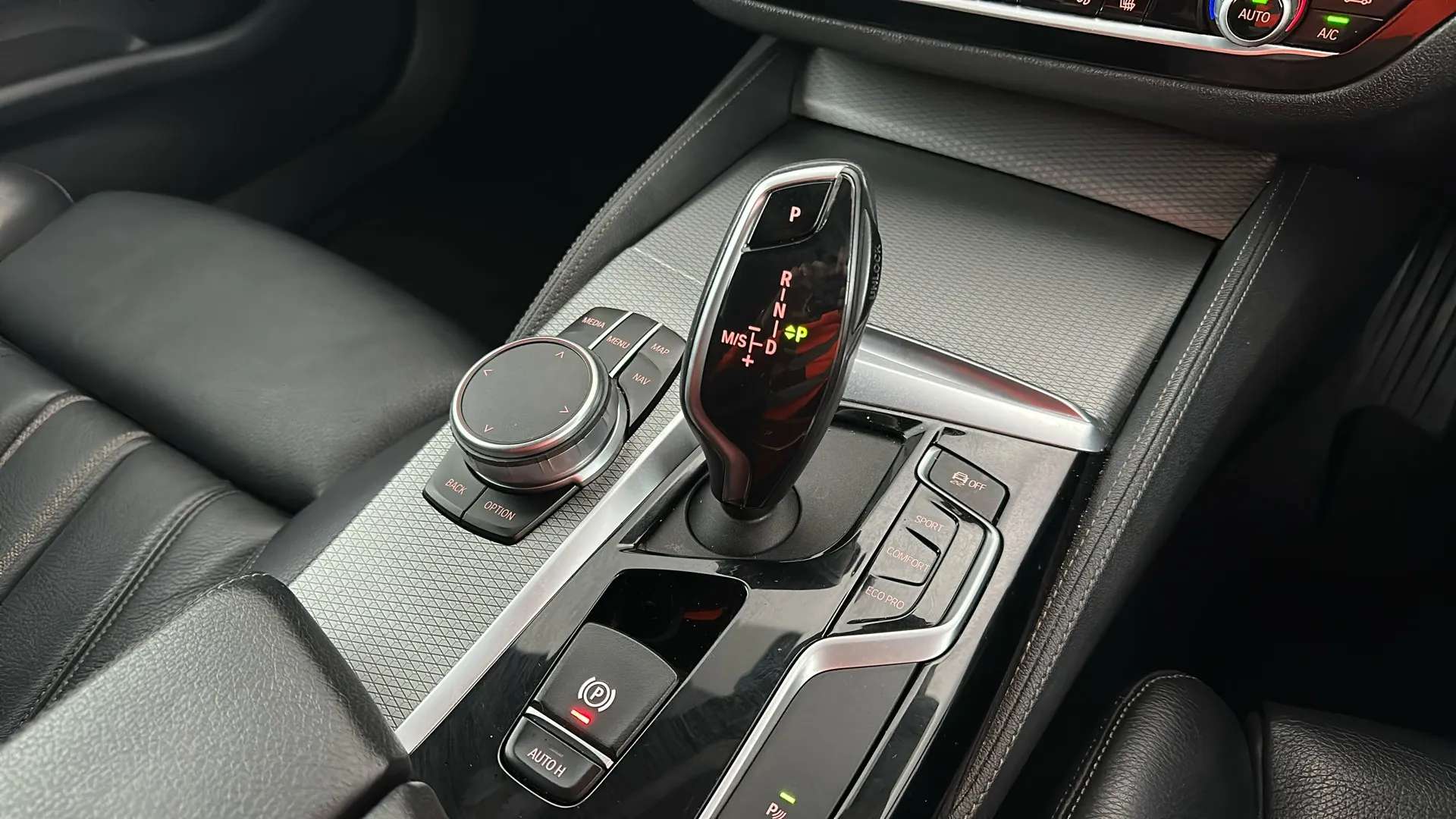 2019 BMW 5 SERIES 2019 BMW 5 SERIES