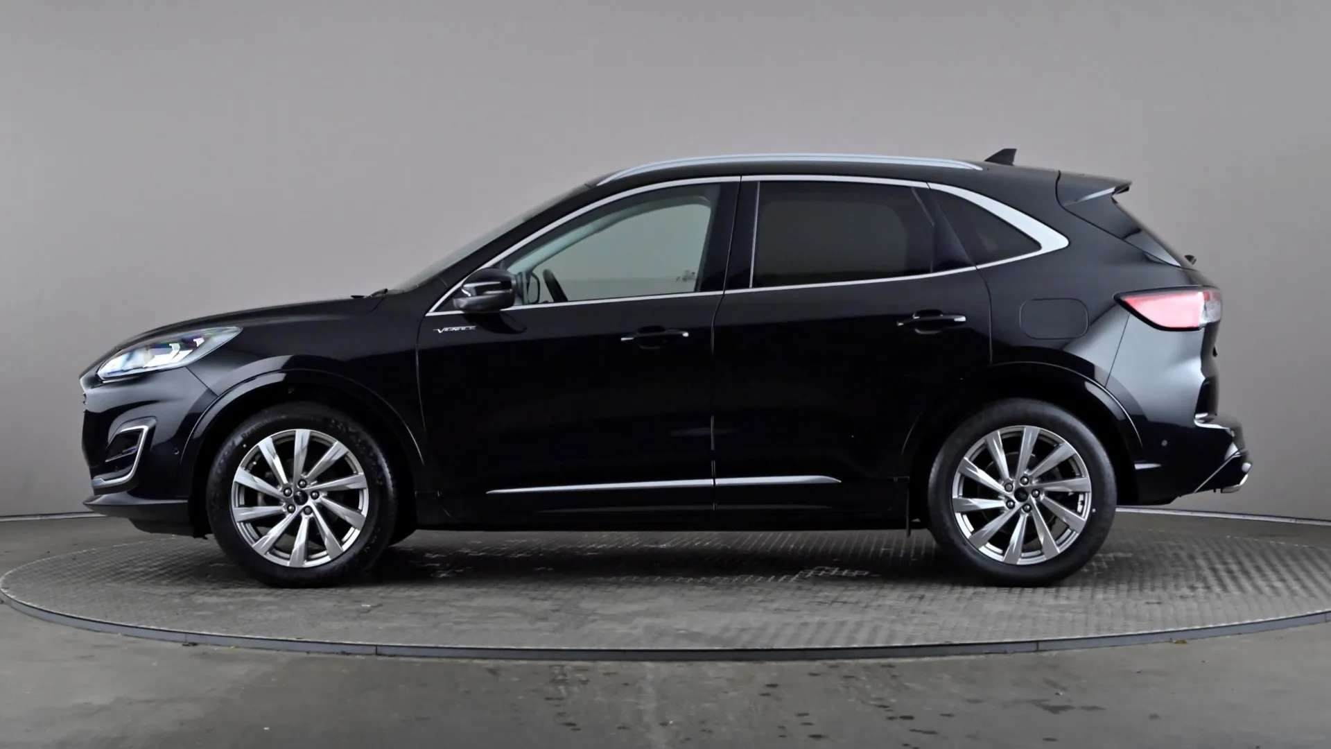 A 2020 FORD KUGA 2.0 EcoBlue mHEV Vignale A 2020 FORD KUGA 2.0 EcoBlue mHEV Vignale