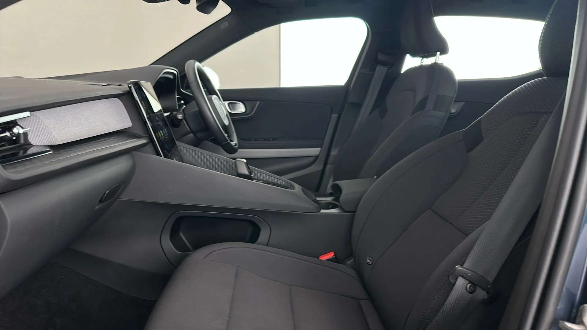 2023 POLESTAR 2 2023 POLESTAR 2