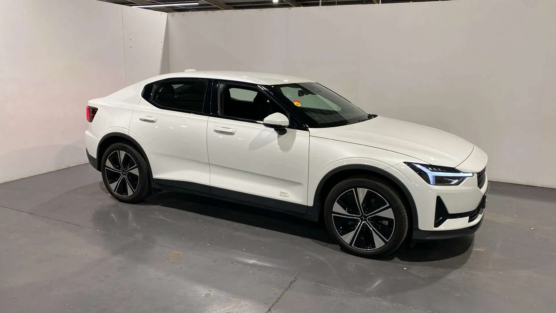 A 2023 POLESTAR 2 170kW 78kWh Long Range Single motor Auto A 2023 POLESTAR 2 170kW 78kWh Long Range Single motor Auto