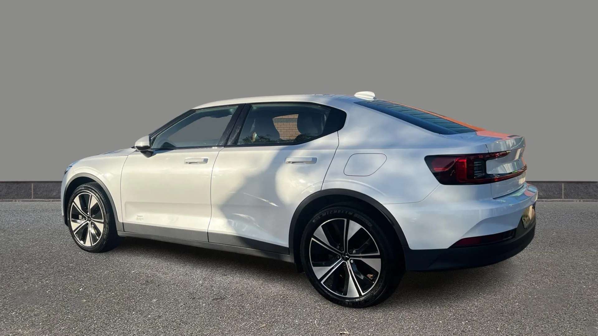 A 2023 POLESTAR 2 170kW 78kWh Long Range Single motor Auto A 2023 POLESTAR 2 170kW 78kWh Long Range Single motor Auto