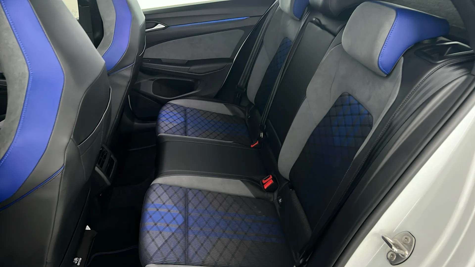 2025 VOLKSWAGEN GOLF 2025 VOLKSWAGEN GOLF