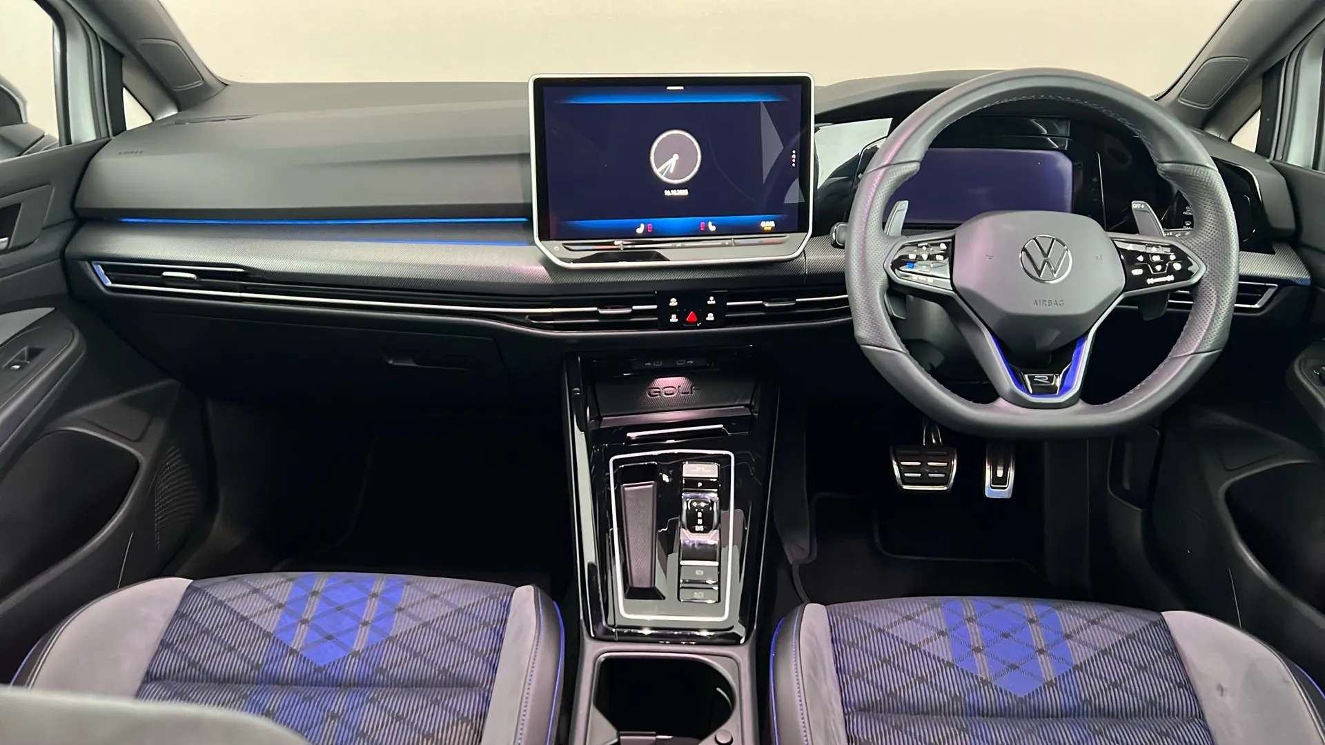 2025 VOLKSWAGEN GOLF 2025 VOLKSWAGEN GOLF