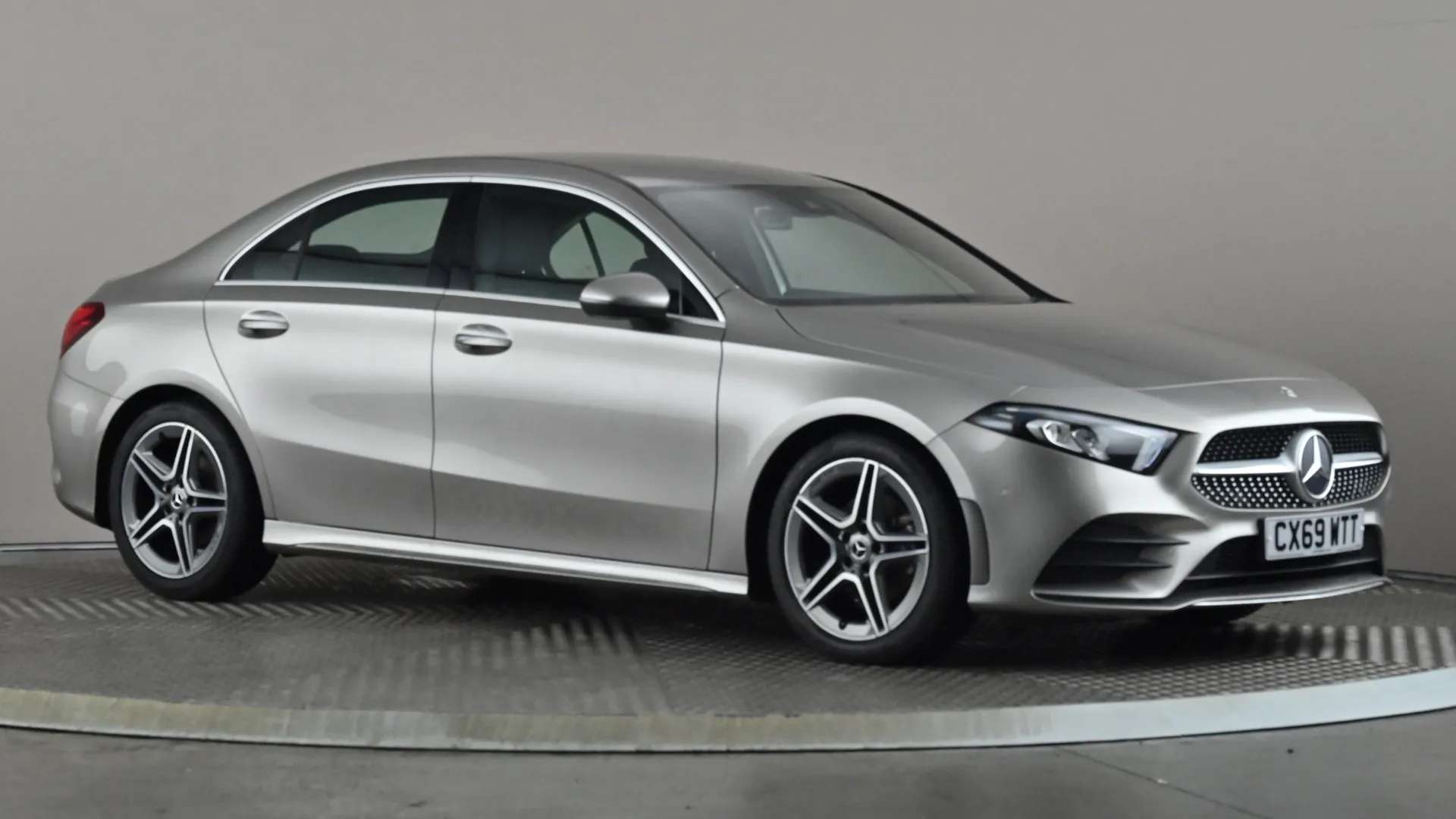 A 2019 MERCEDES-BENZ A CLASS A200 AMG Line Premium Auto A 2019 MERCEDES-BENZ A CLASS A200 AMG Line Premium Auto