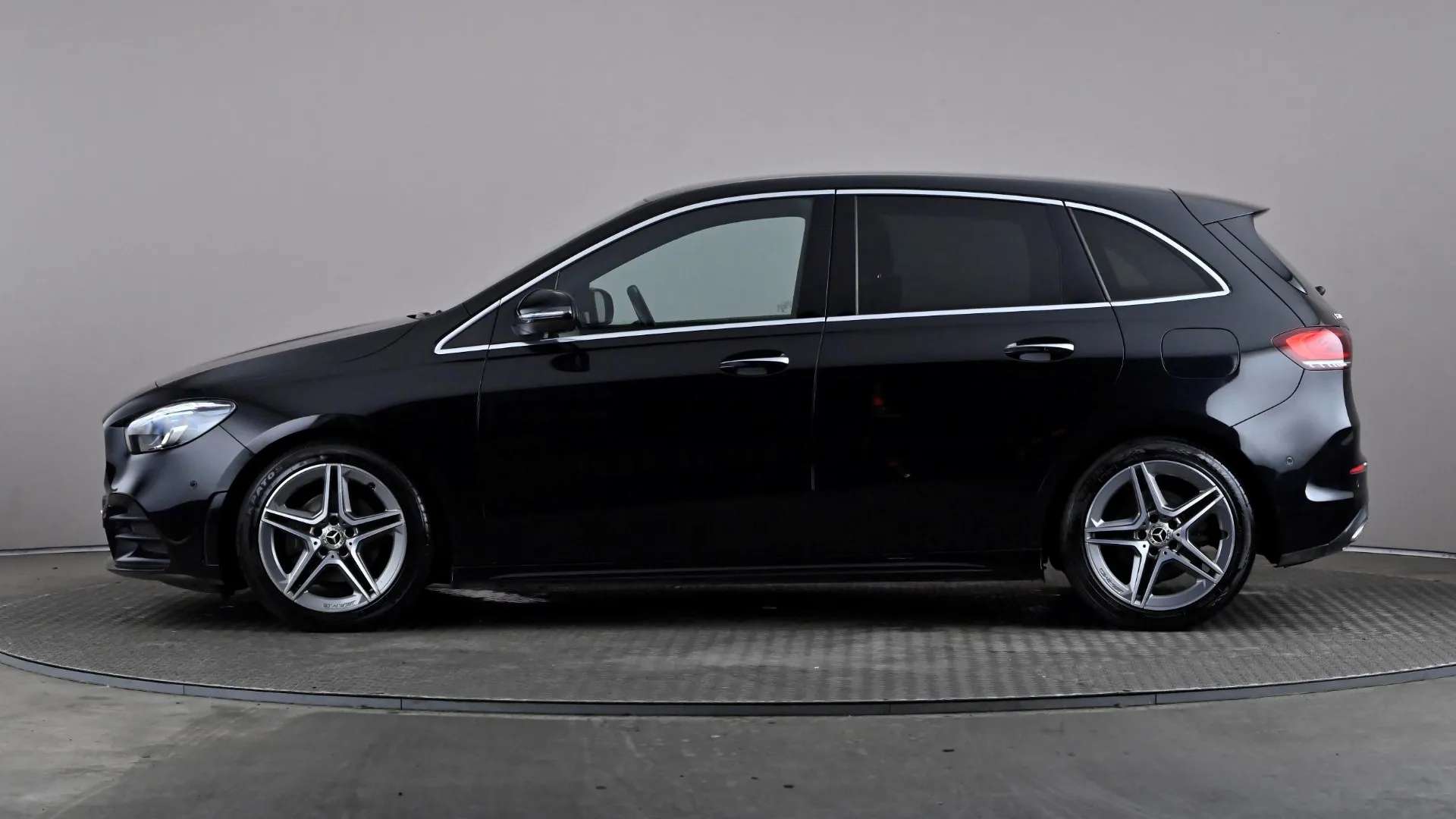 A 2020 MERCEDES-BENZ B CLASS B200 AMG Line Premium Auto A 2020 MERCEDES-BENZ B CLASS B200 AMG Line Premium Auto