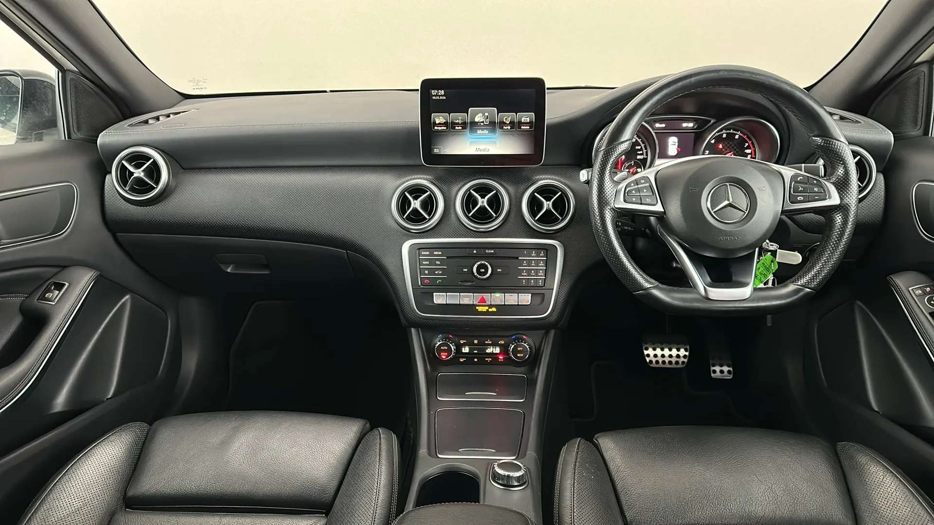 2016 MERCEDES-BENZ A CLASS 2016 MERCEDES-BENZ A CLASS