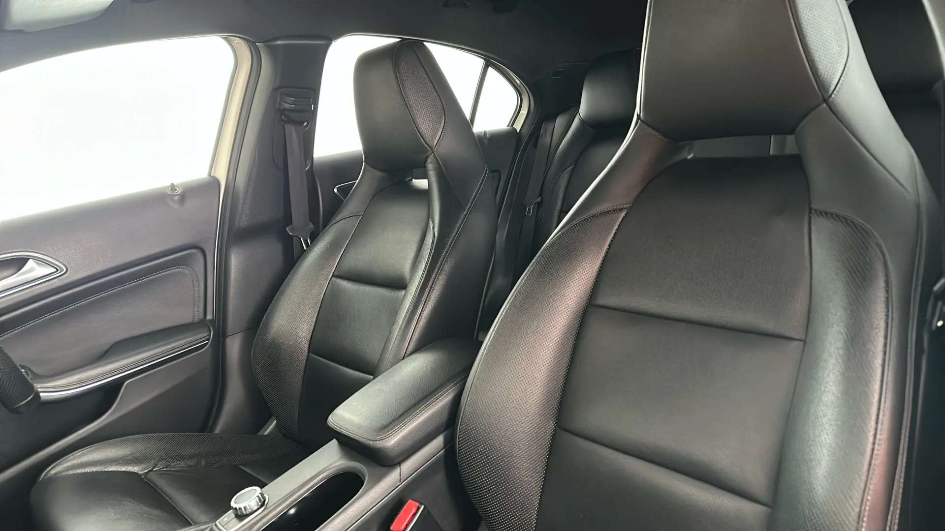 2016 MERCEDES-BENZ A CLASS 2016 MERCEDES-BENZ A CLASS