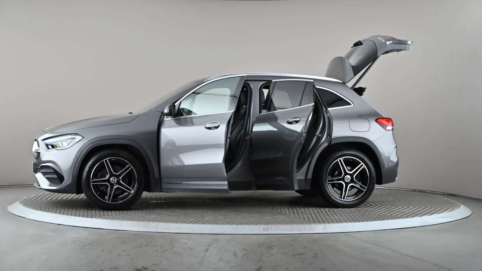 2023 MERCEDES-BENZ GLA 2023 MERCEDES-BENZ GLA
