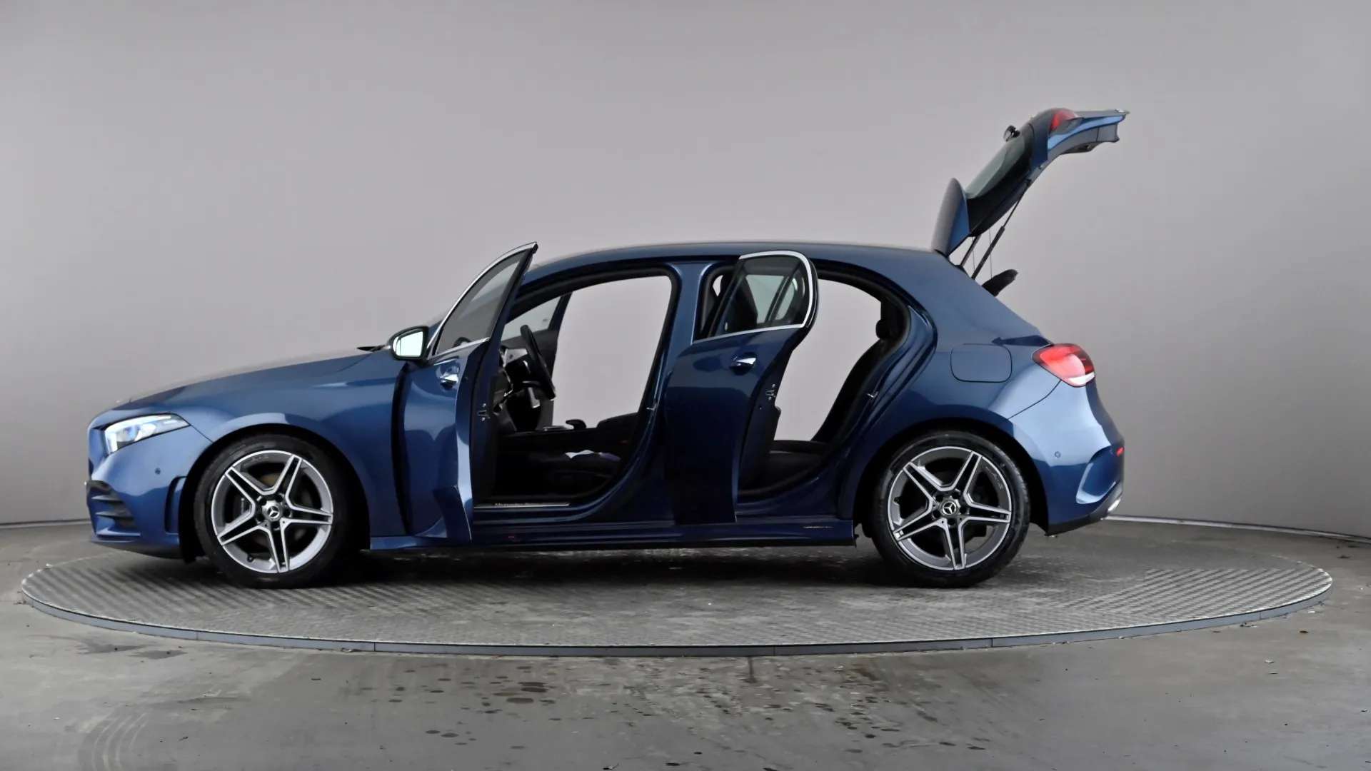 2019 MERCEDES-BENZ A CLASS 2019 MERCEDES-BENZ A CLASS