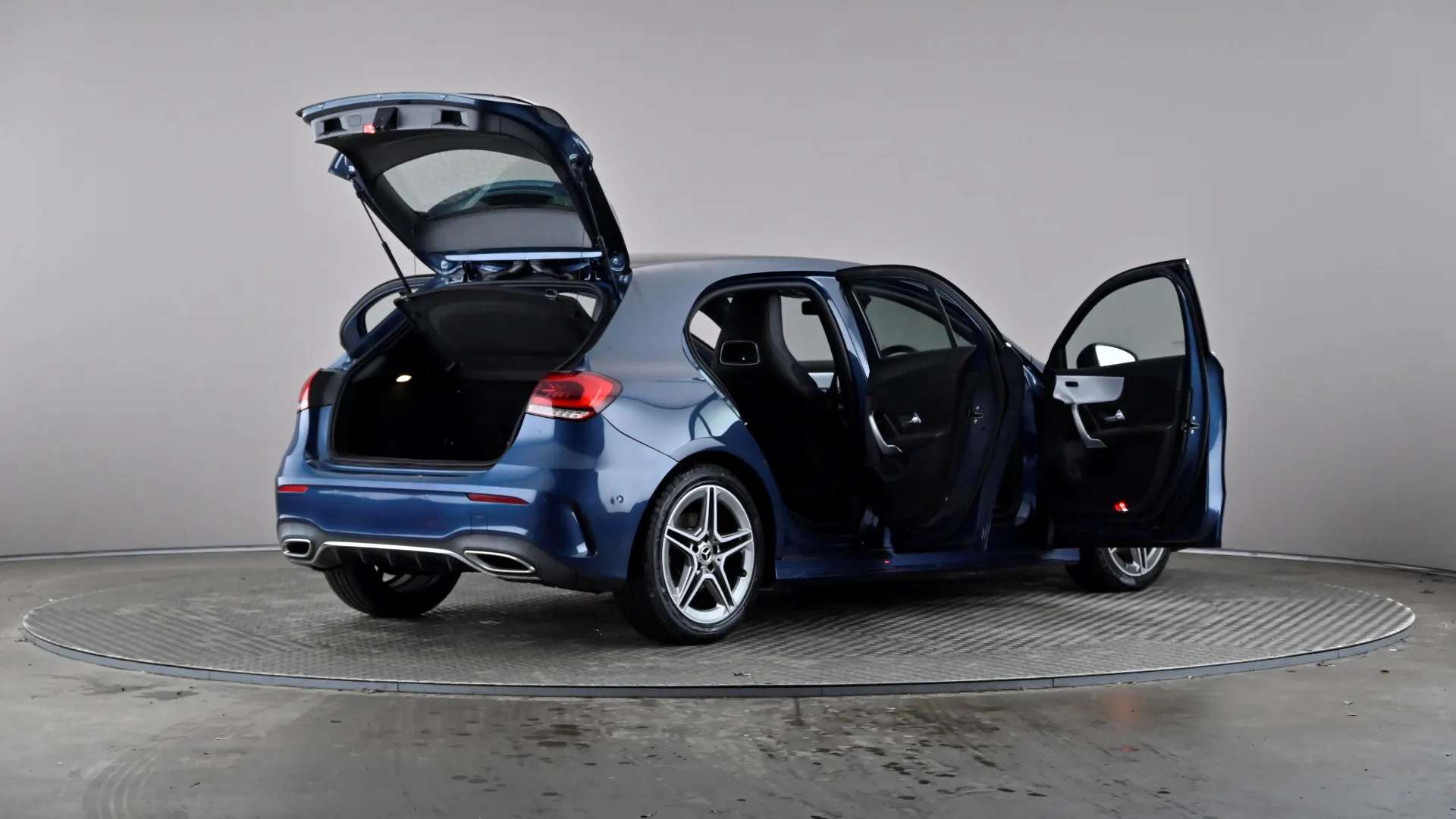 2019 MERCEDES-BENZ A CLASS 2019 MERCEDES-BENZ A CLASS