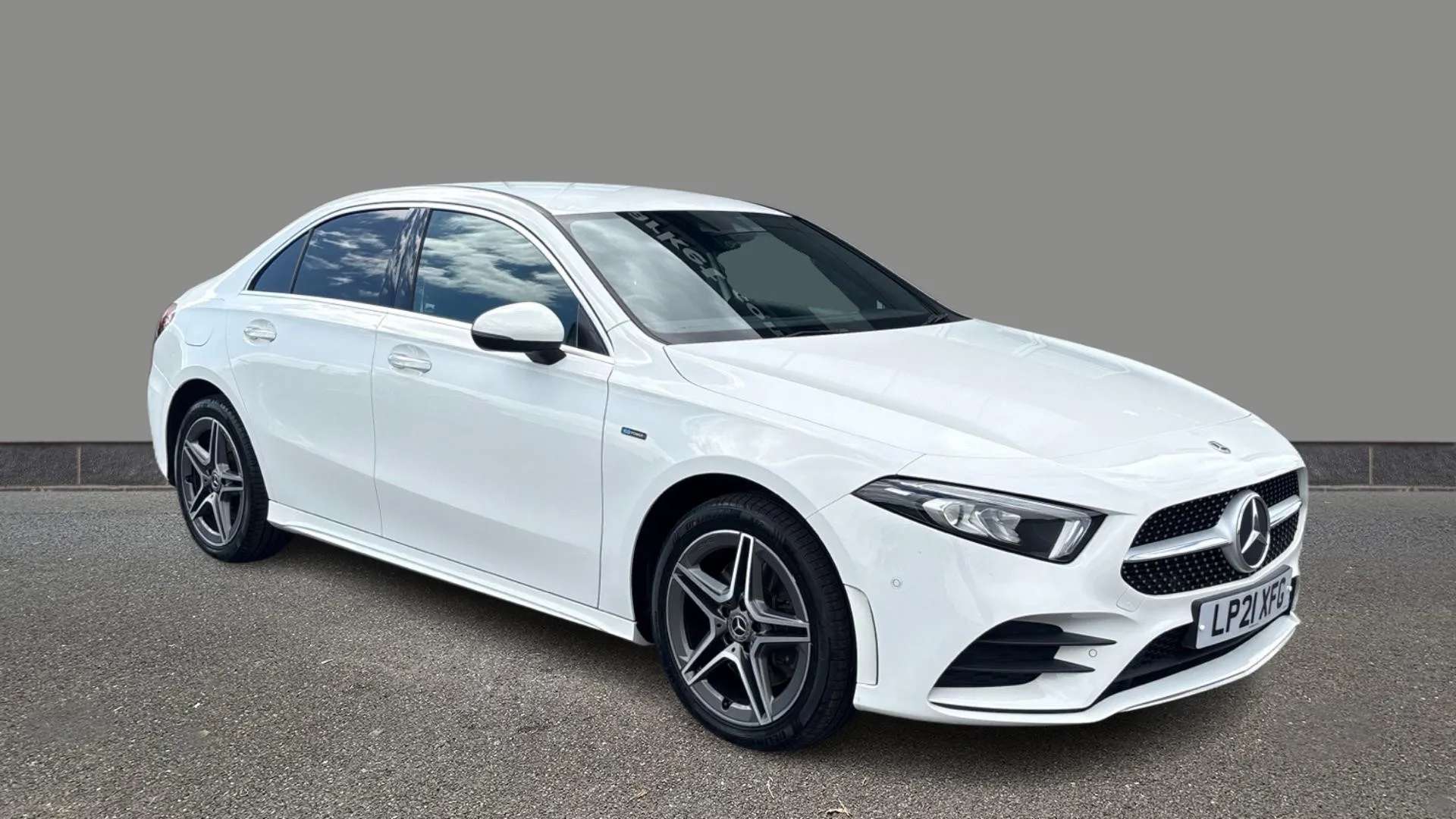A 2021 MERCEDES-BENZ A CLASS A250e AMG Line Premium Auto A 2021 MERCEDES-BENZ A CLASS A250e AMG Line Premium Auto