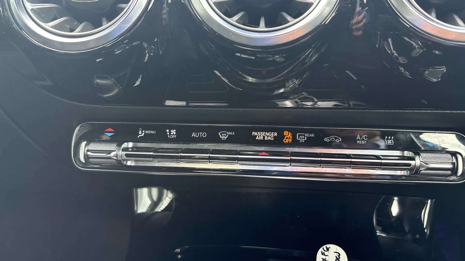 2021 MERCEDES-BENZ A CLASS 2021 MERCEDES-BENZ A CLASS