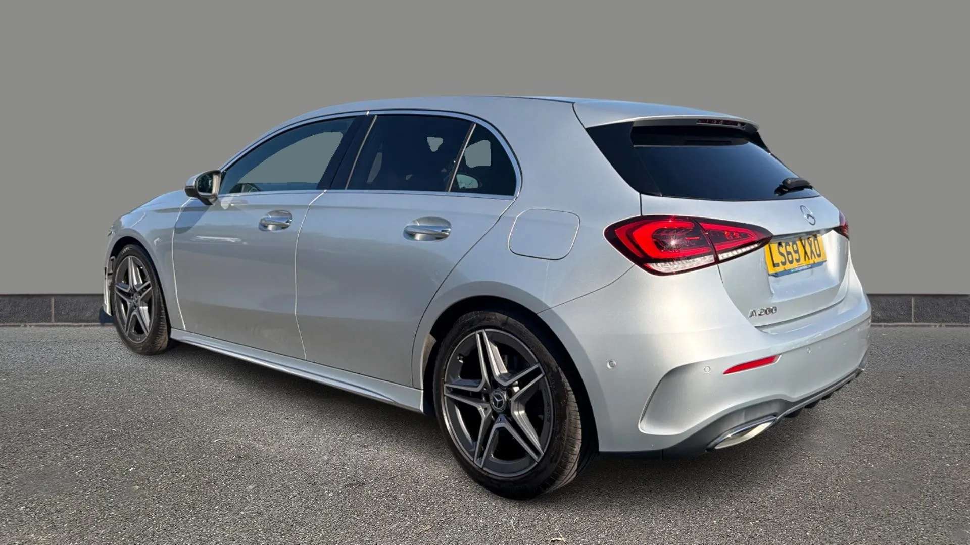 A 2019 MERCEDES-BENZ A CLASS A200 AMG Line Premium Auto A 2019 MERCEDES-BENZ A CLASS A200 AMG Line Premium Auto