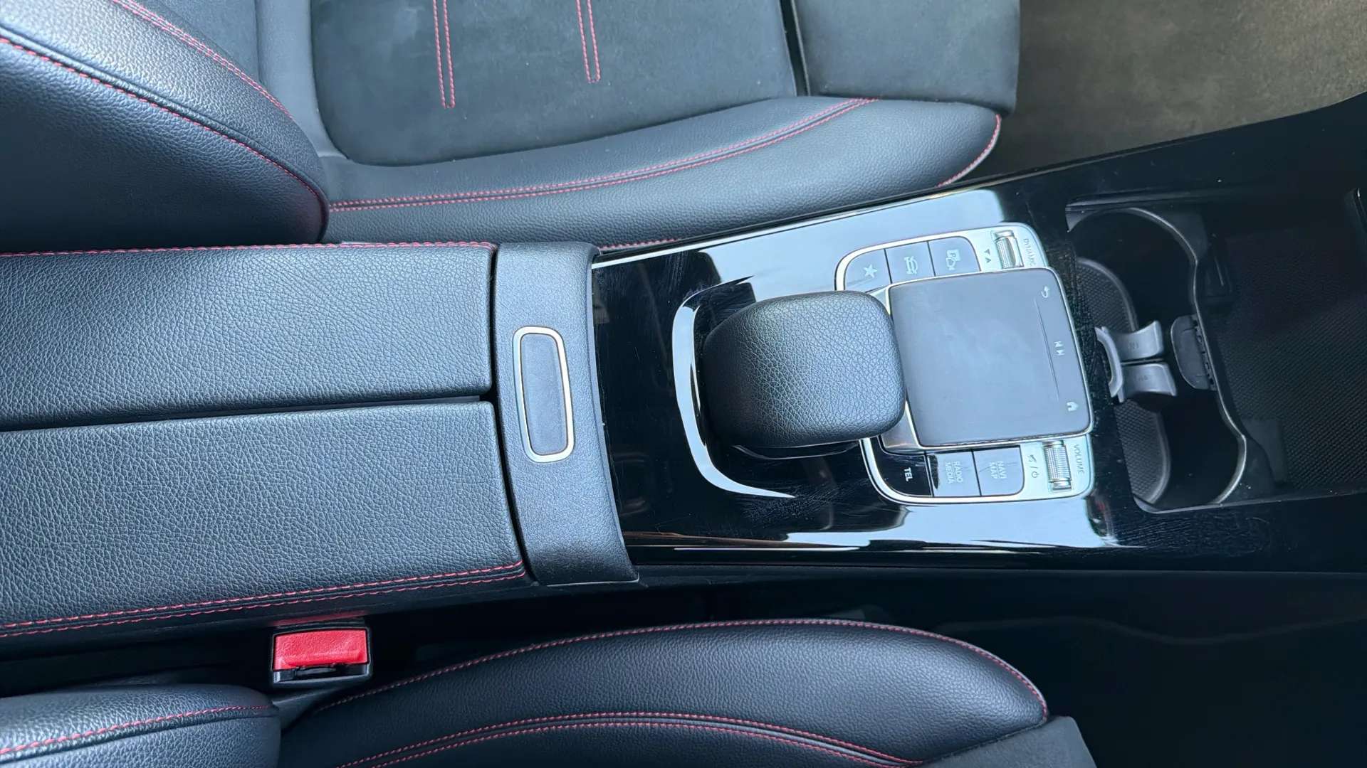 2019 MERCEDES-BENZ A CLASS 2019 MERCEDES-BENZ A CLASS