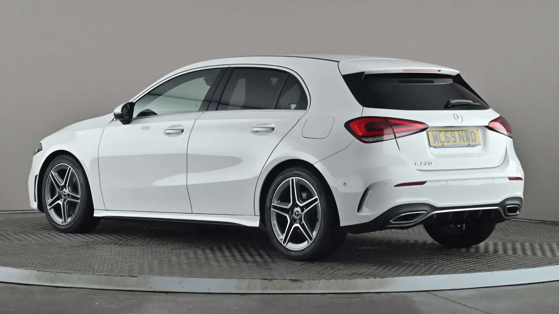 A 2019 MERCEDES-BENZ A CLASS A220 AMG Line Premium Auto A 2019 MERCEDES-BENZ A CLASS A220 AMG Line Premium Auto