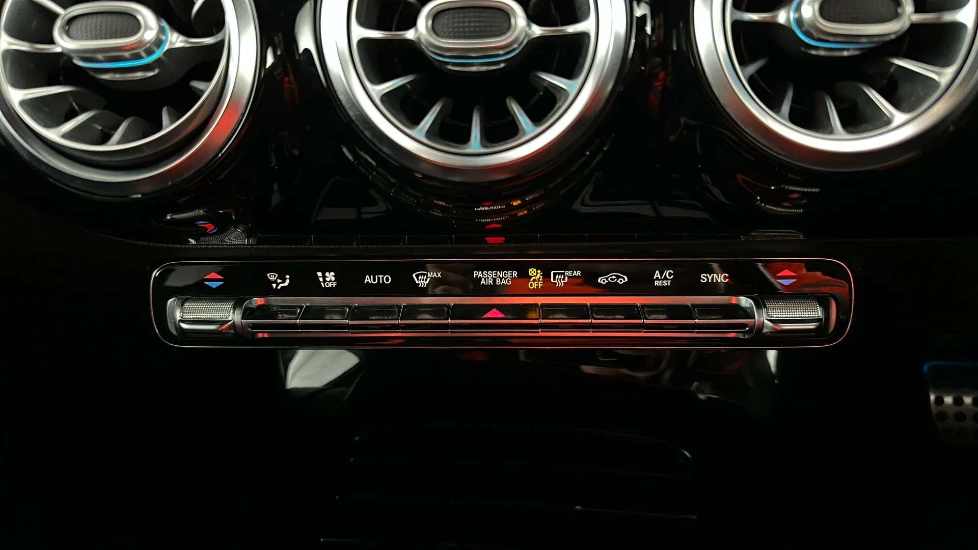 2019 MERCEDES-BENZ A CLASS 2019 MERCEDES-BENZ A CLASS