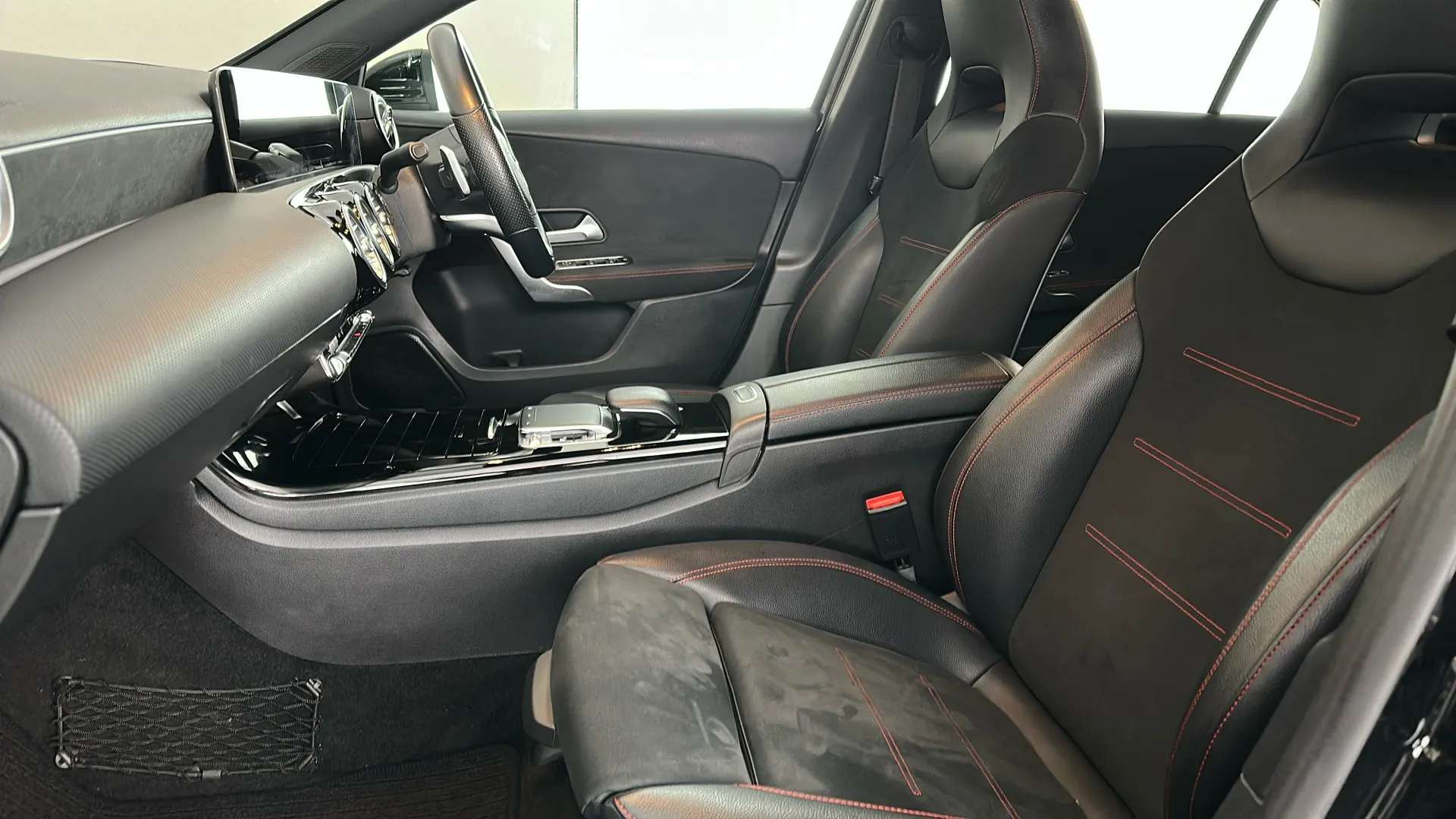 2019 MERCEDES-BENZ A CLASS 2019 MERCEDES-BENZ A CLASS