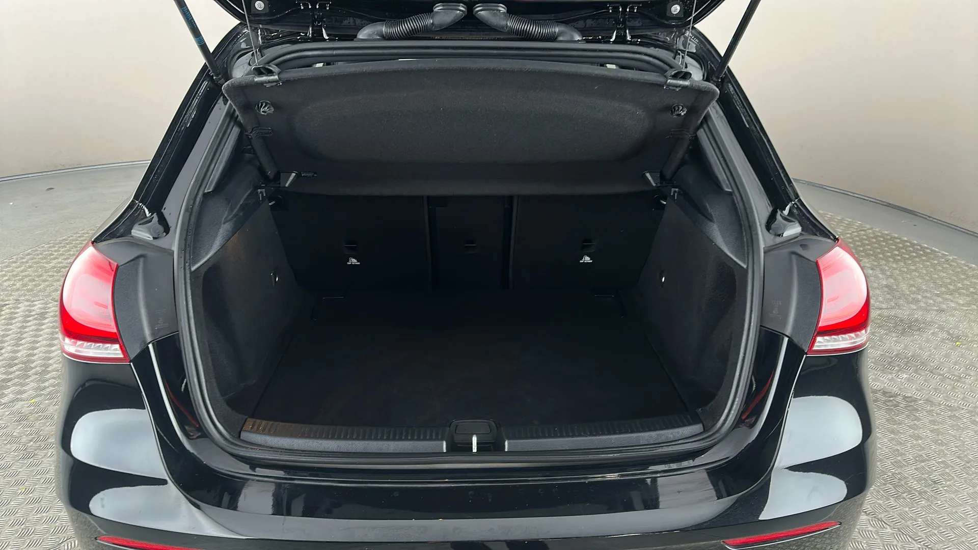 2019 MERCEDES-BENZ A CLASS 2019 MERCEDES-BENZ A CLASS