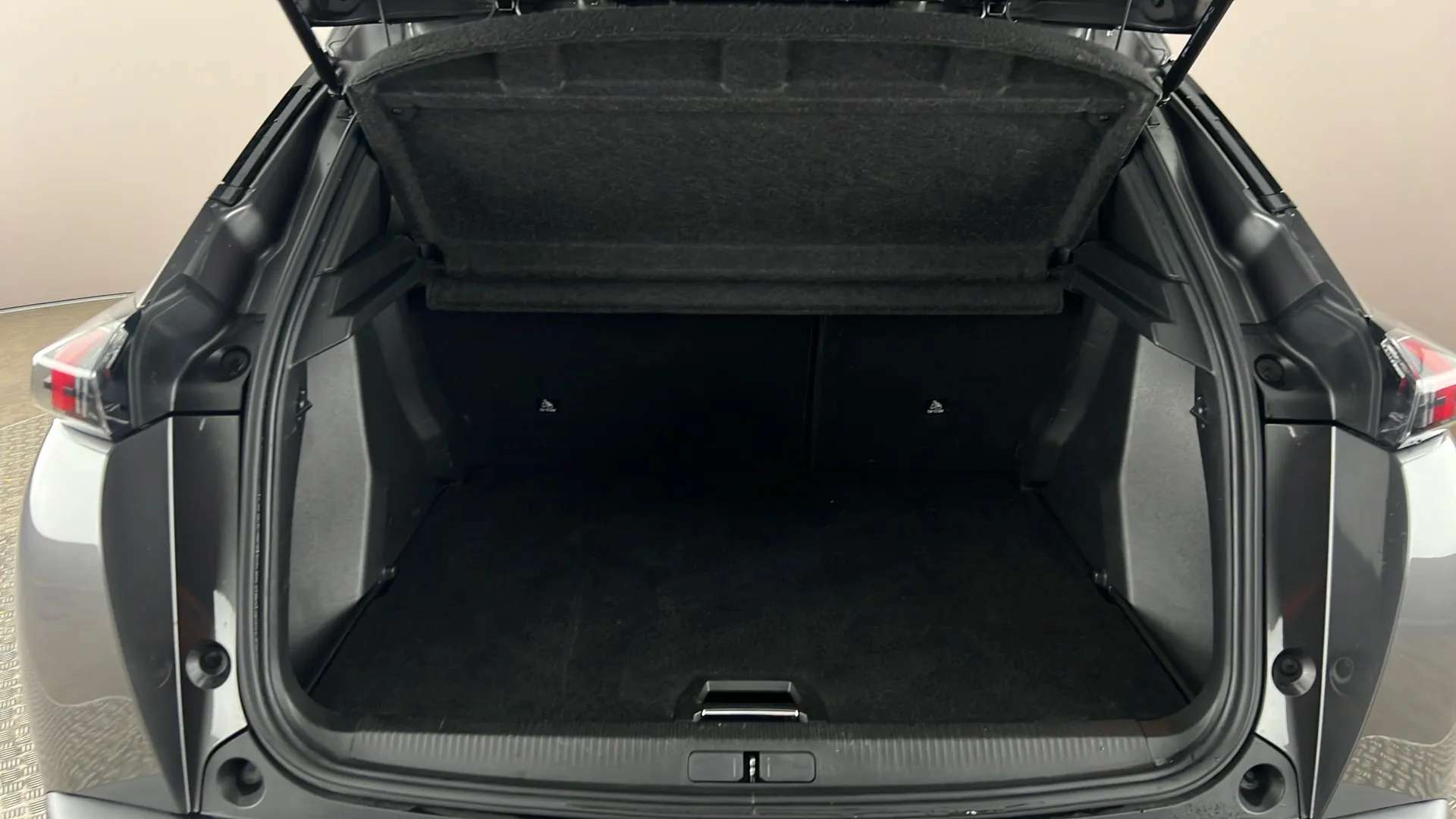 2023 PEUGEOT 2008 2023 PEUGEOT 2008