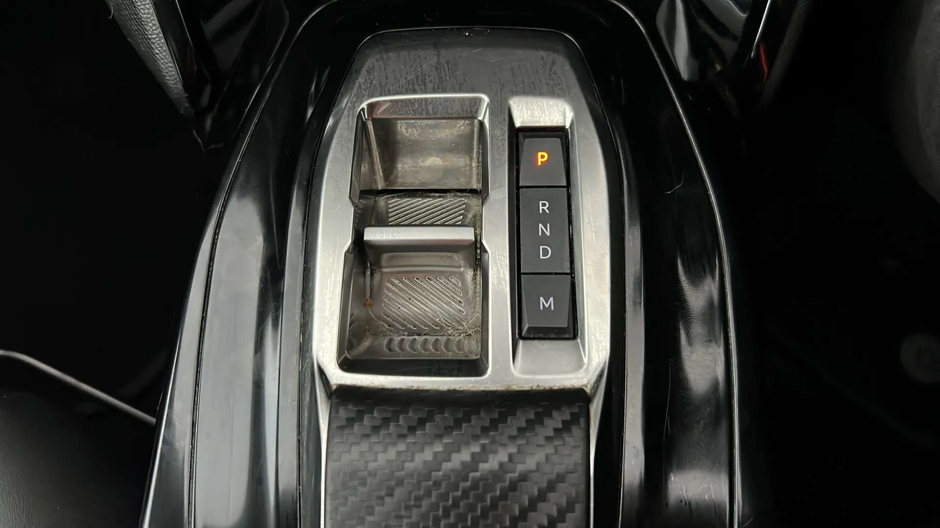 2023 PEUGEOT 2008 2023 PEUGEOT 2008