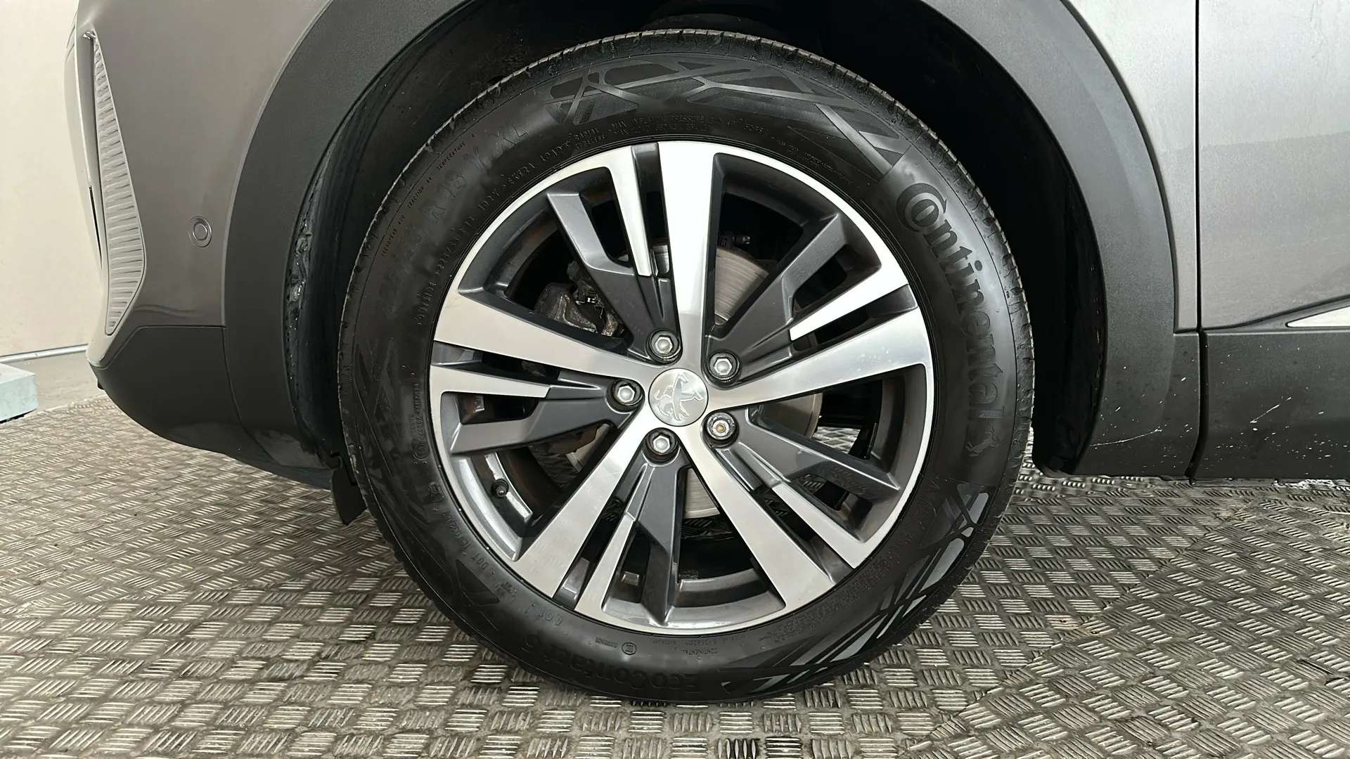 2023 PEUGEOT 5008 2023 PEUGEOT 5008
