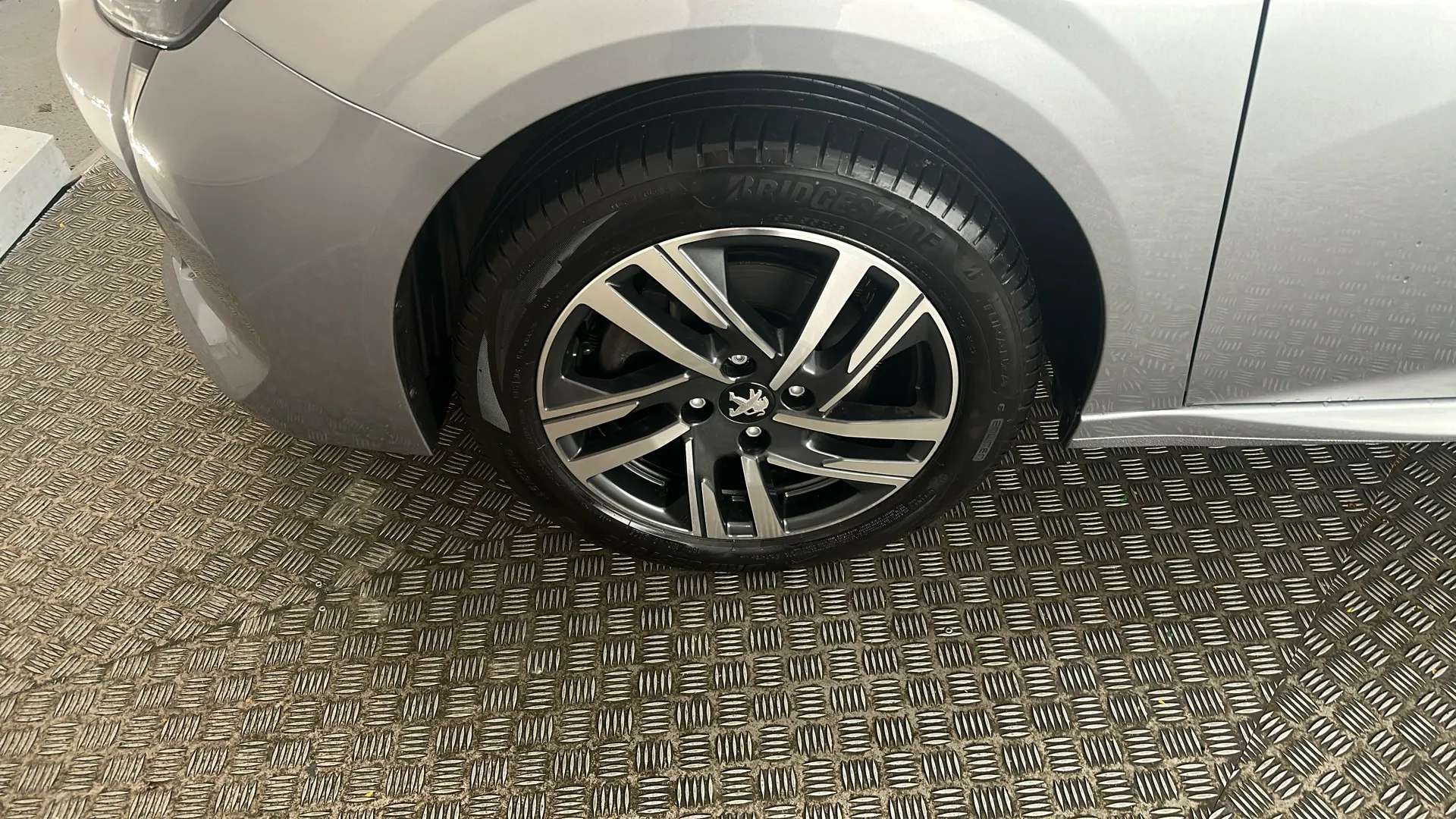 2023 PEUGEOT 208 2023 PEUGEOT 208