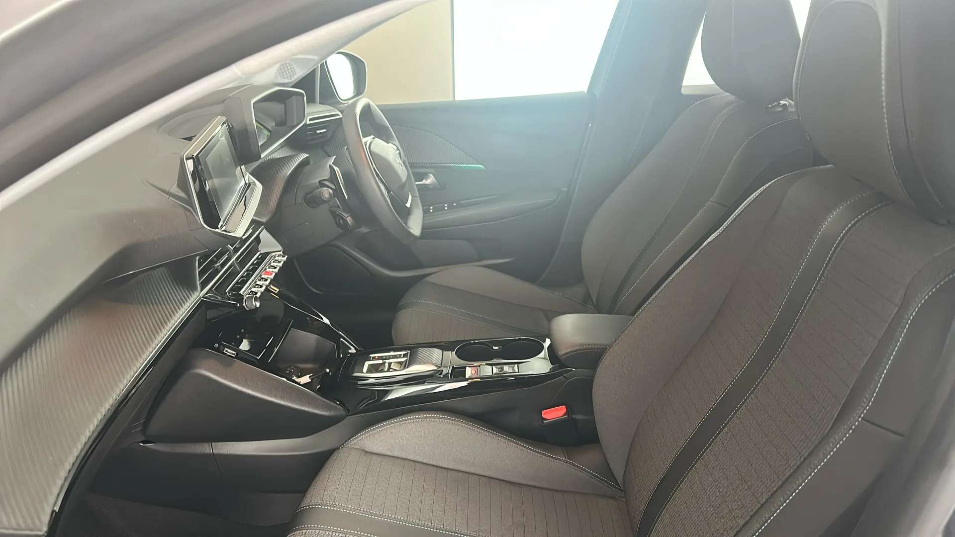 2023 PEUGEOT 208 2023 PEUGEOT 208