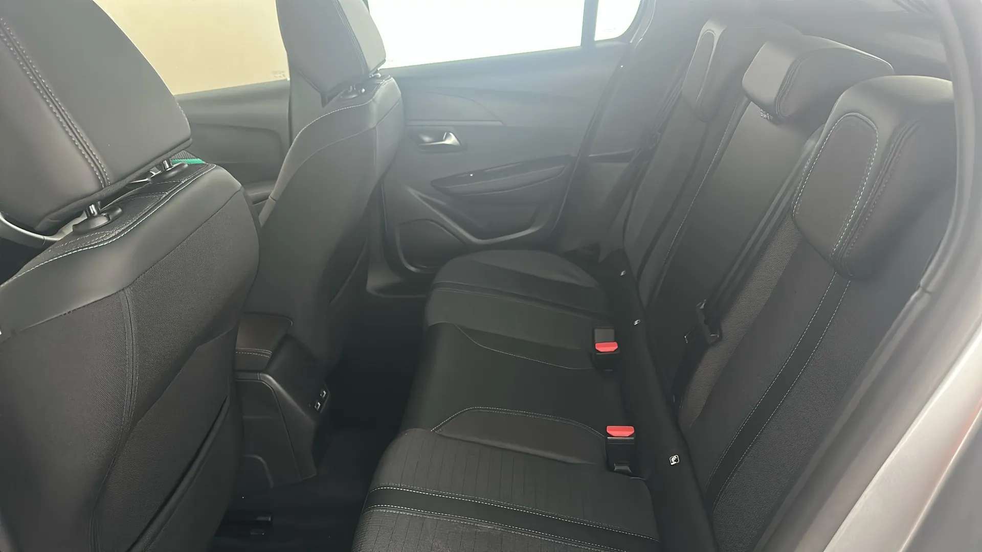 2023 PEUGEOT 208 2023 PEUGEOT 208