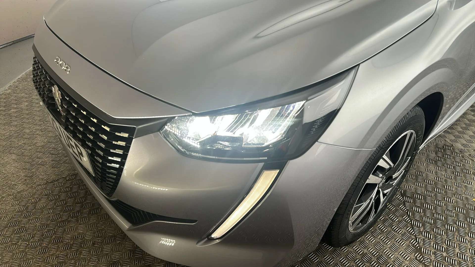 2023 PEUGEOT 208 2023 PEUGEOT 208