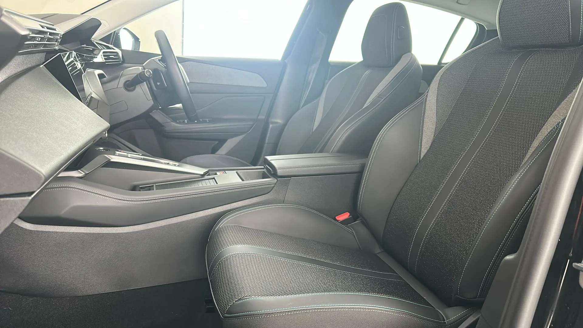 2023 PEUGEOT 308 2023 PEUGEOT 308