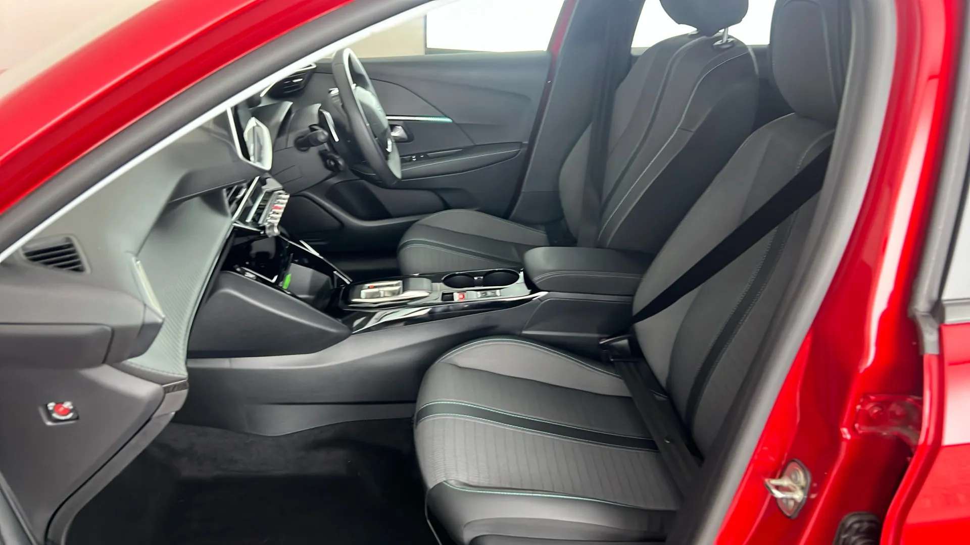 2023 PEUGEOT 208 2023 PEUGEOT 208