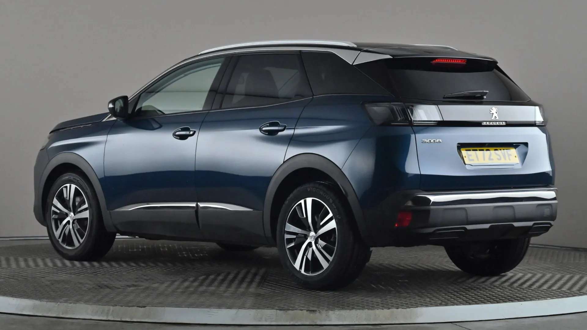A 2022 PEUGEOT 3008 1.5 BlueHDi Allure Premium+ EAT8 A 2022 PEUGEOT 3008 1.5 BlueHDi Allure Premium+ EAT8