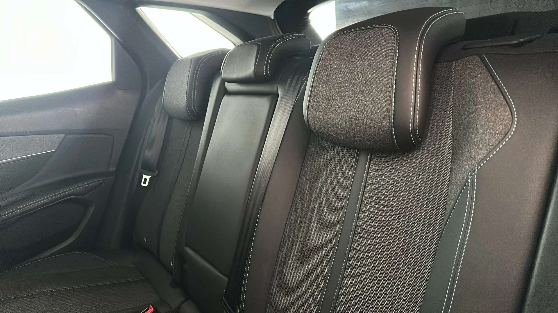 2022 PEUGEOT 3008 2022 PEUGEOT 3008