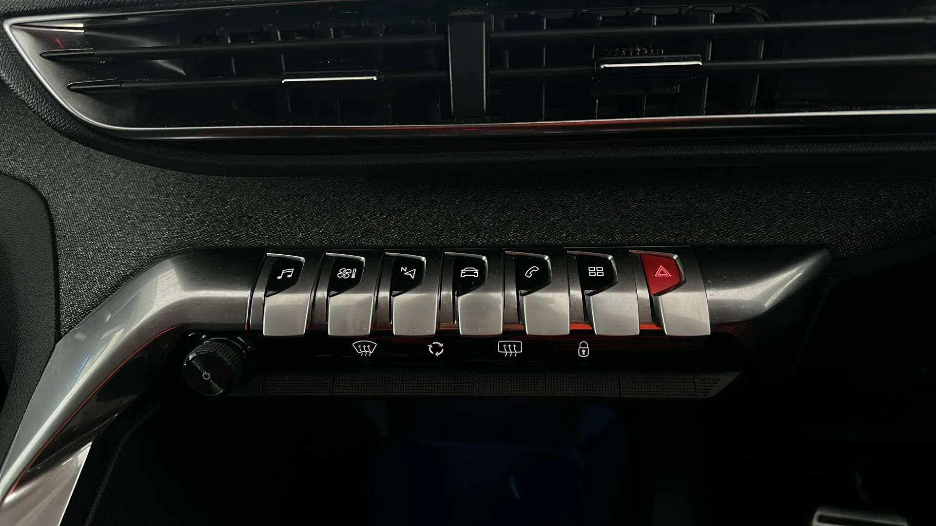 2022 PEUGEOT 3008 2022 PEUGEOT 3008