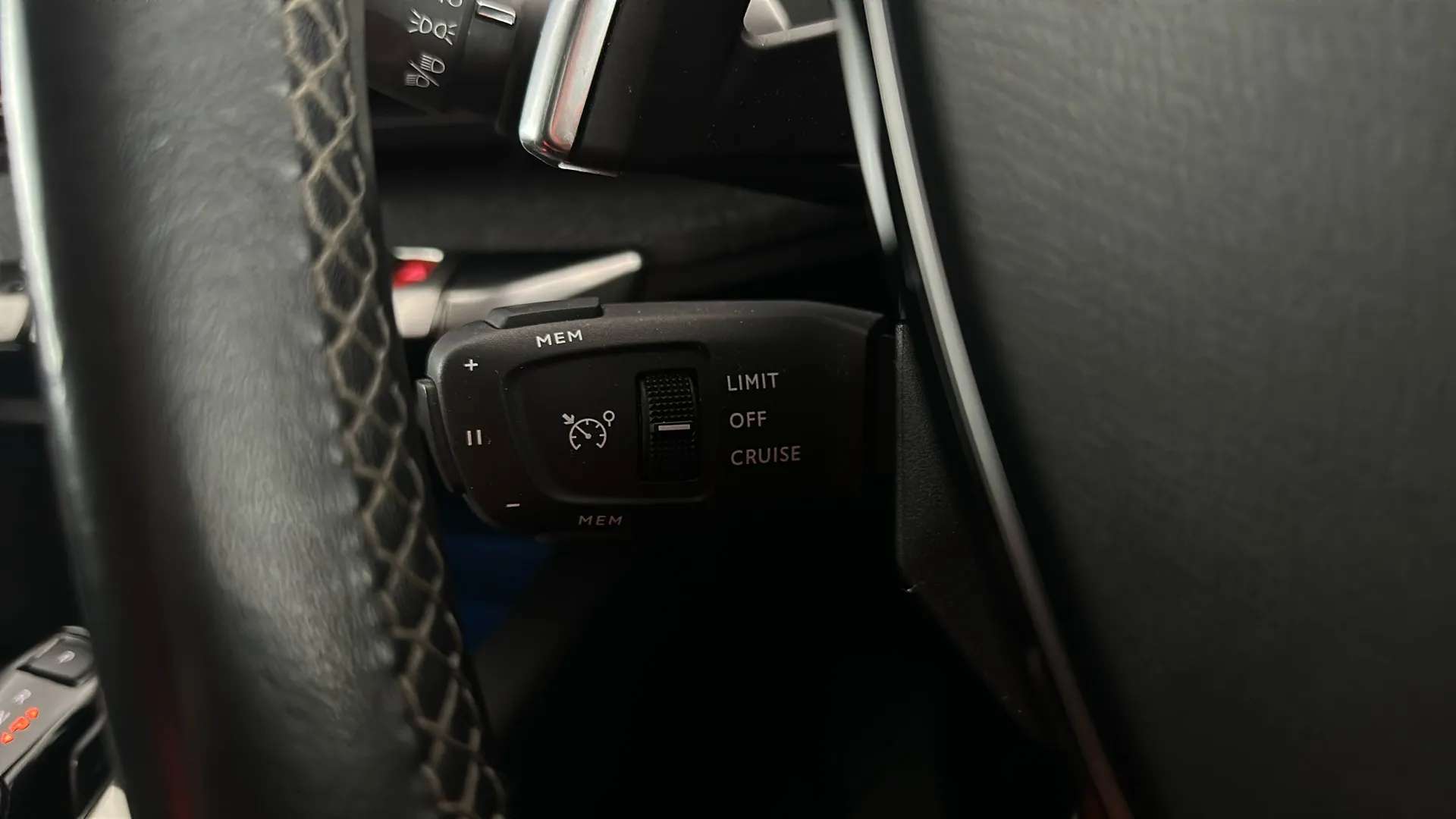 2022 PEUGEOT 3008 2022 PEUGEOT 3008