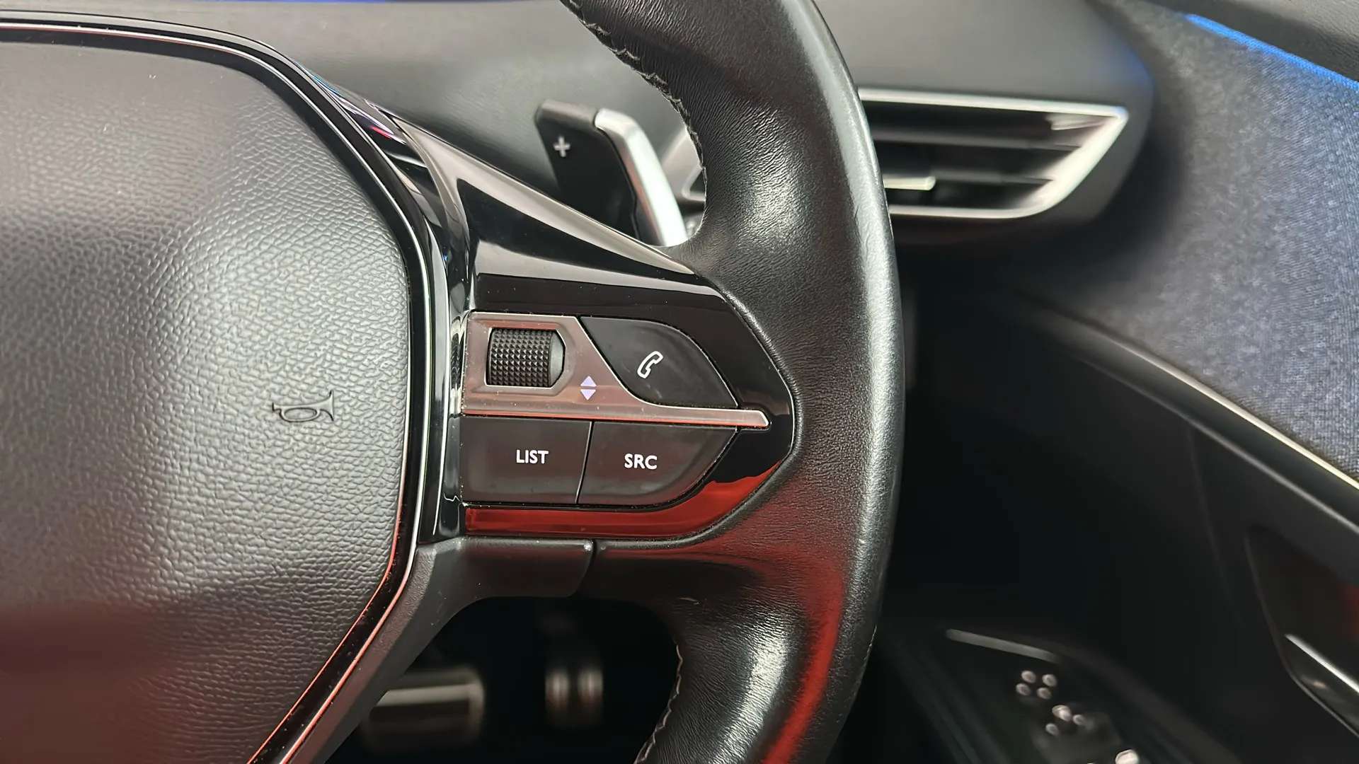 2022 PEUGEOT 3008 2022 PEUGEOT 3008