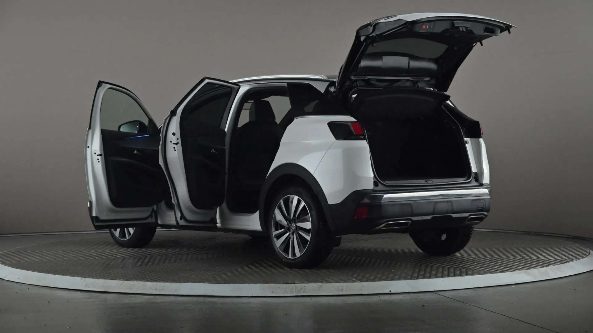 2019 PEUGEOT 3008 2019 PEUGEOT 3008